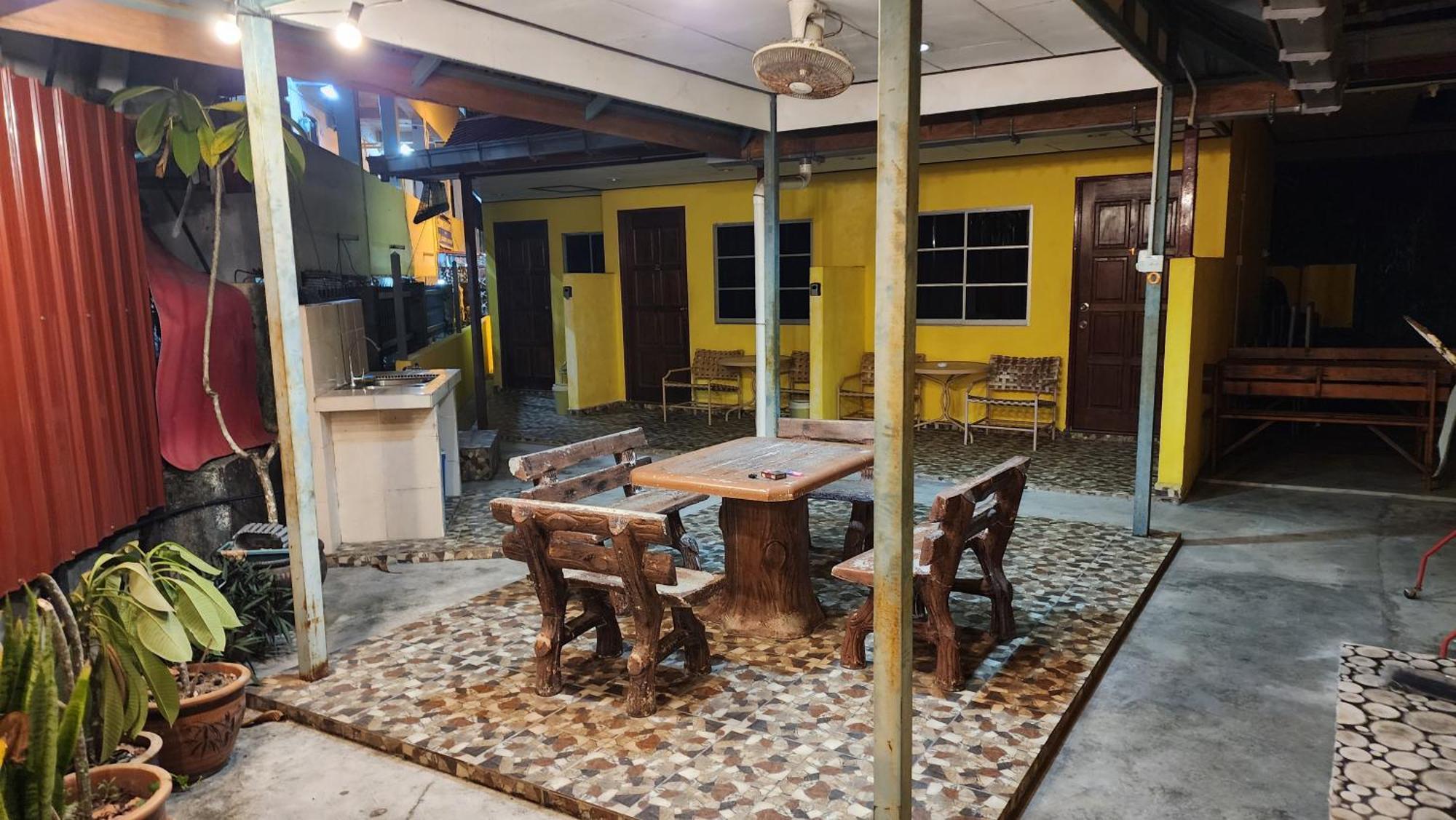 Lagenda Resthouse Cenang Beach Pantai Cenang  Esterno foto